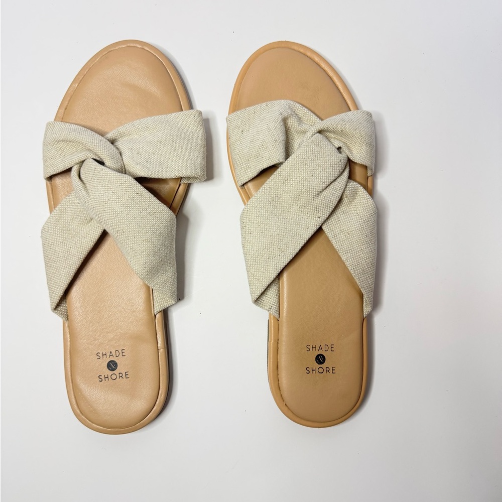 Shade & Shore Women's Tan Footbed Cream Knotted Slide Sandals